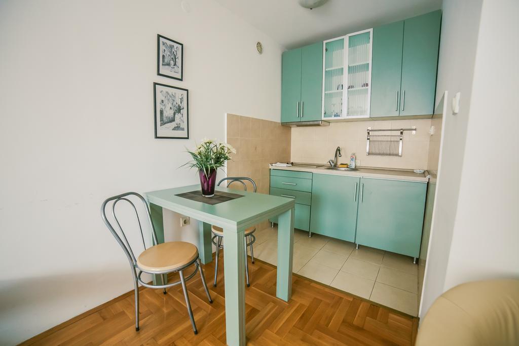 Apartment Stela Belgrado Exterior foto